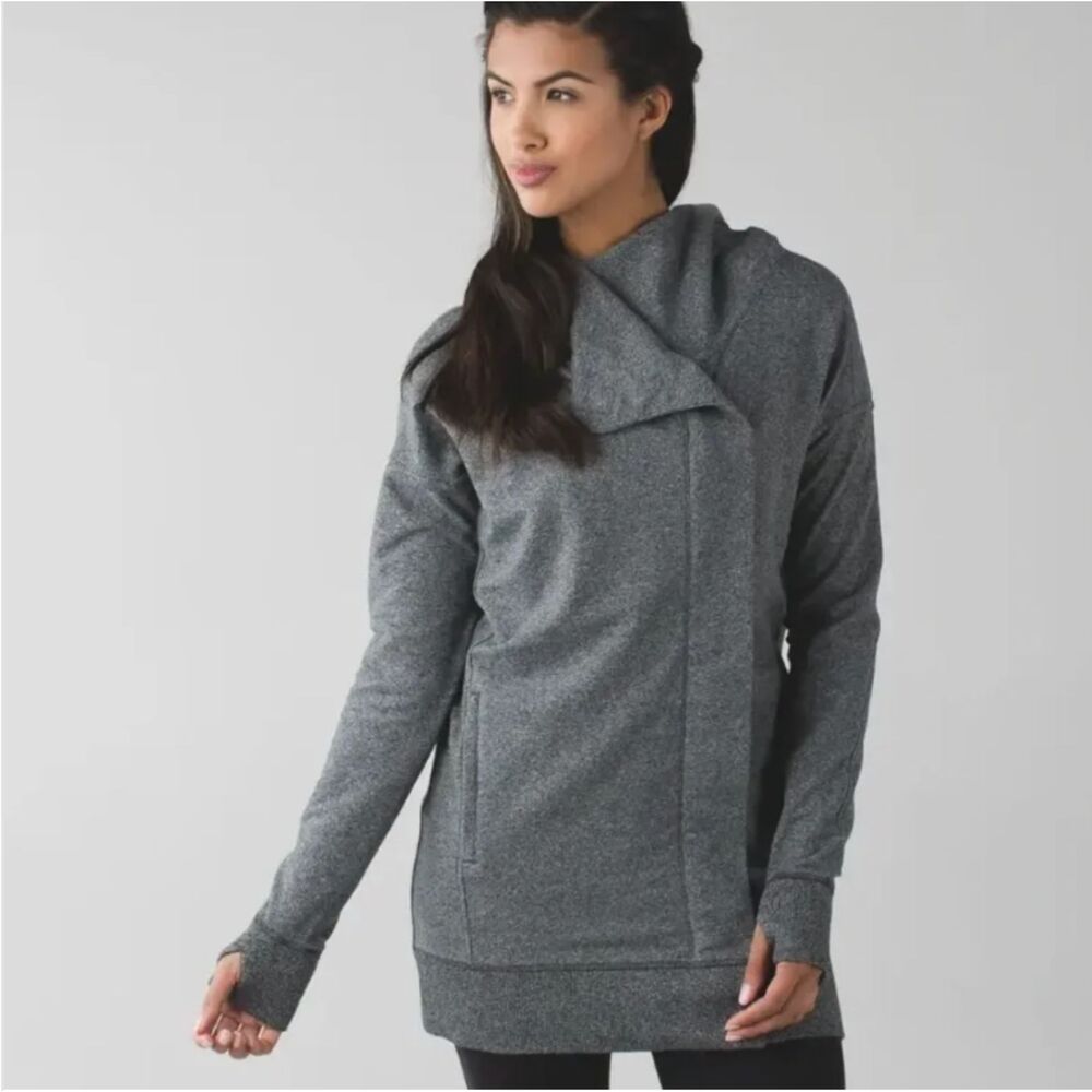 Lululemon Charcoal Gray Wrap Zip Up Jacket size 4